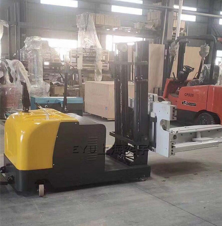 可稱(chēng)重軟抱夾電動(dòng)叉車(chē)