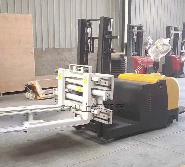 可稱(chēng)重軟抱夾電動(dòng)叉車(chē)